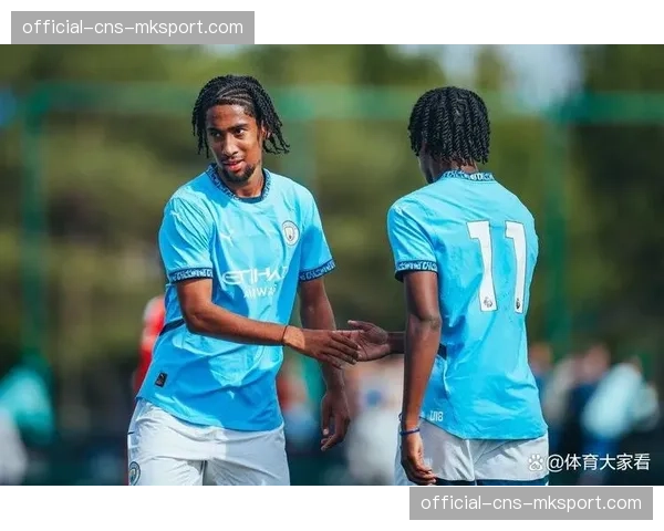切尔西、曼城青年军对决：一场U18比赛背后的英超青训体系竞争